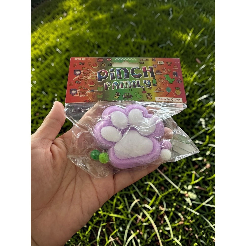 4 Piece Taba Squishy Bundle Cat Paw Waffle Stress Toys New - Picture 3 of 5